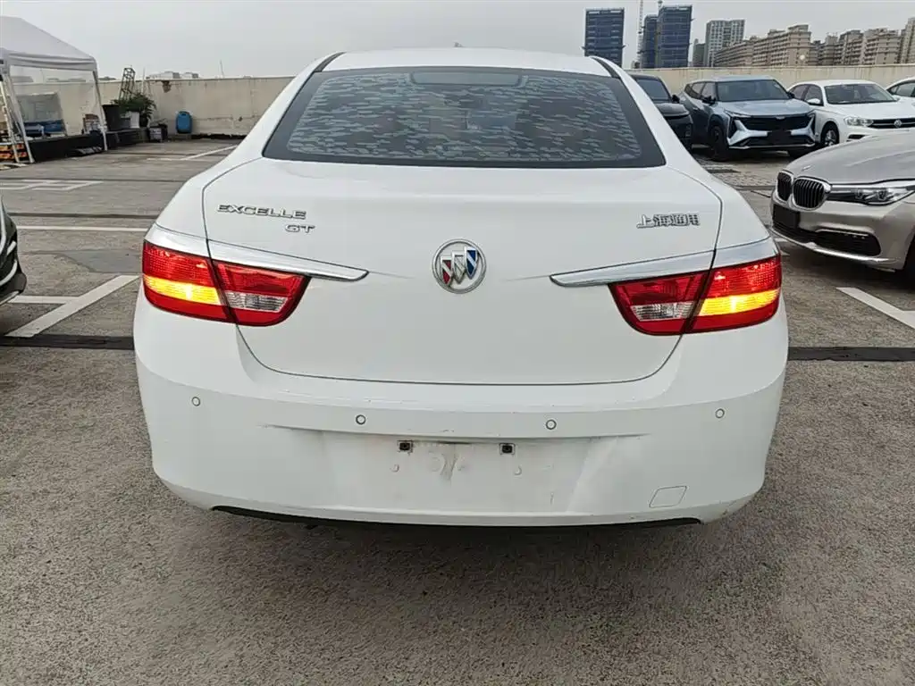 Buick Excelle 2013 Model GT 1.6L Manual Progressive фото 6