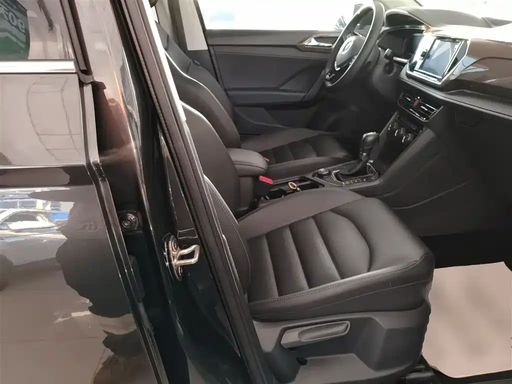 Volkswagen Tharu 2019 Model 330TSI 4WD Flagship Edition China VI фото 25