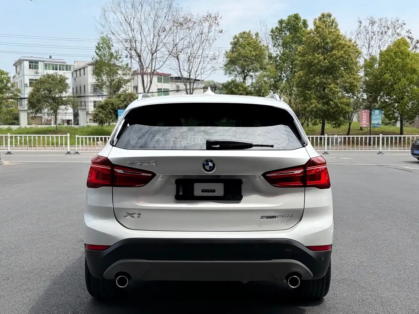 BMW X1 2019 sDrive20Li Leading Model фото 5