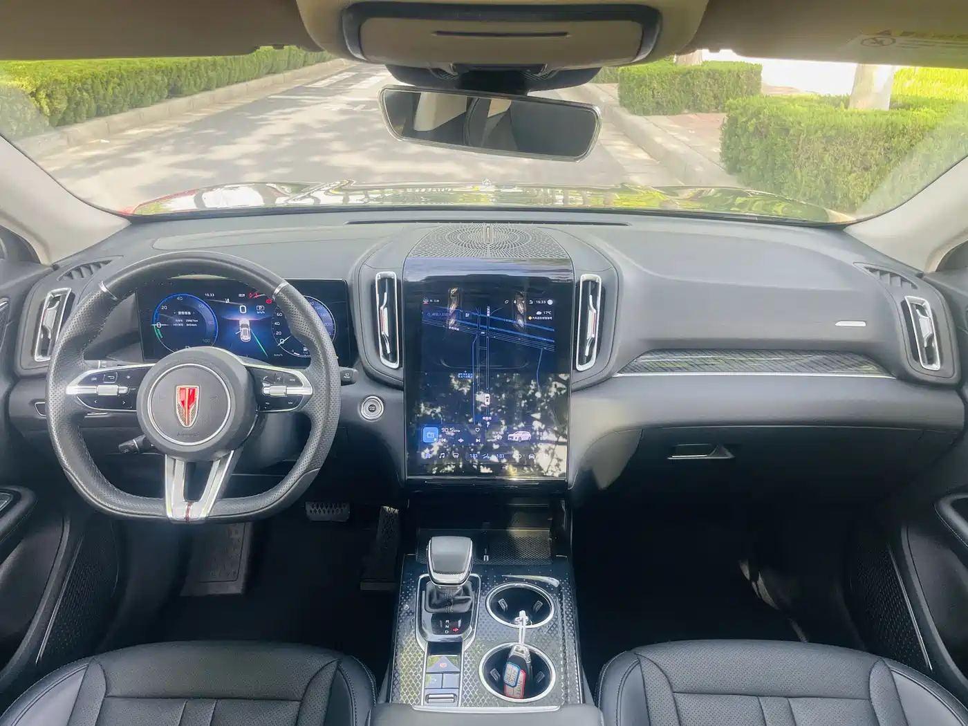 Hongqi HS3 PHEV 2024 PHEV 115km Power Edition фото 10