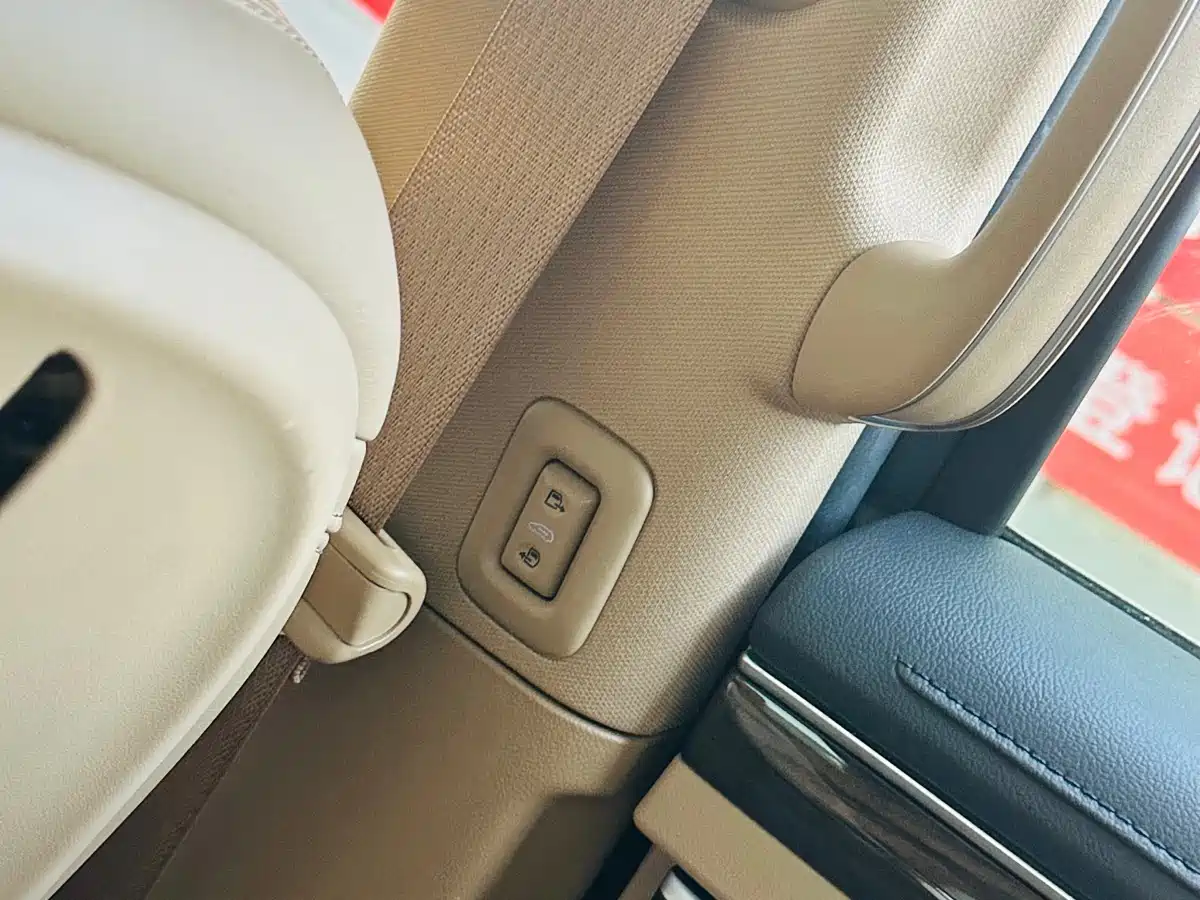 Buick GL8 2018 ES 28T Flagship Type China VI фото 22