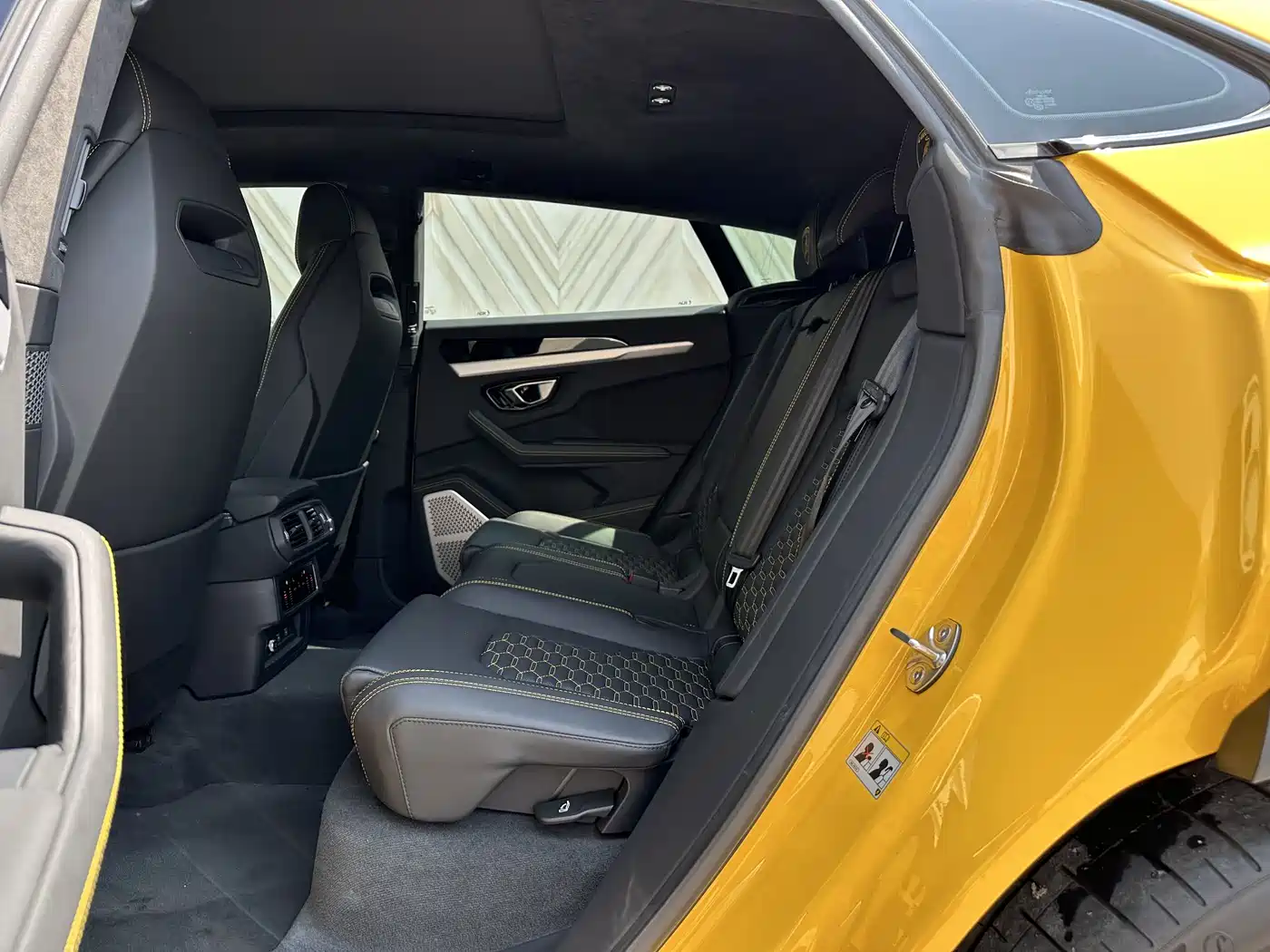 Lamborghini Urus 2021 4.0T V8 фото 17