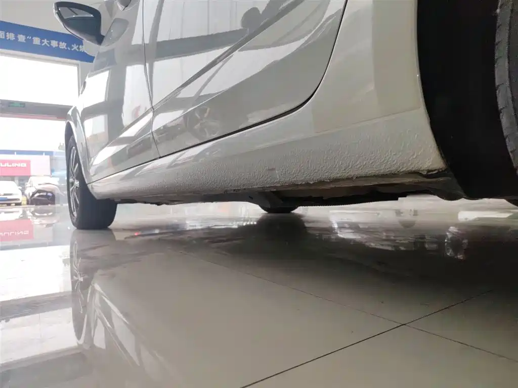 Škoda Octavia 2018 TSI230 DSG Comfort Edition фото 22