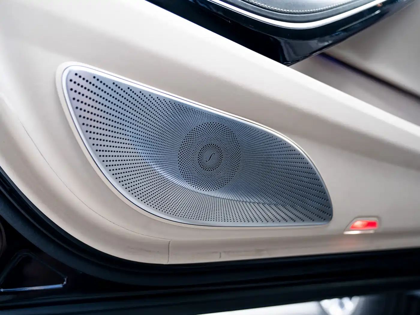Mercedes-Benz Maybach S-Class 2018 Model S 680 фото 18