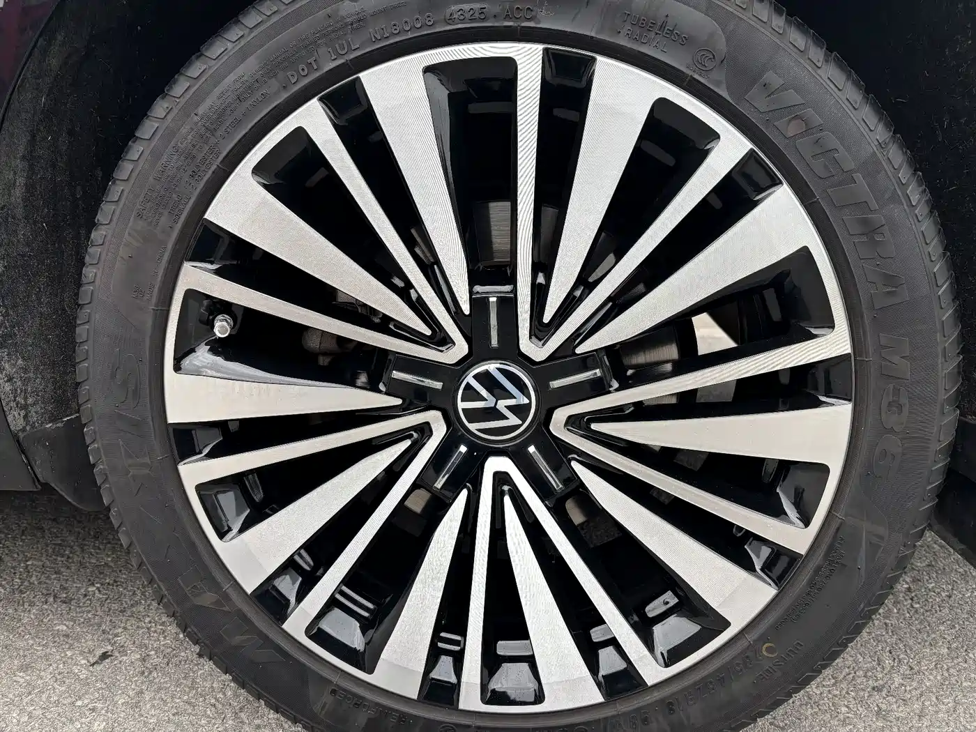 Volkswagen Passat 2021 Model 330TSI Luxury Edition фото 7