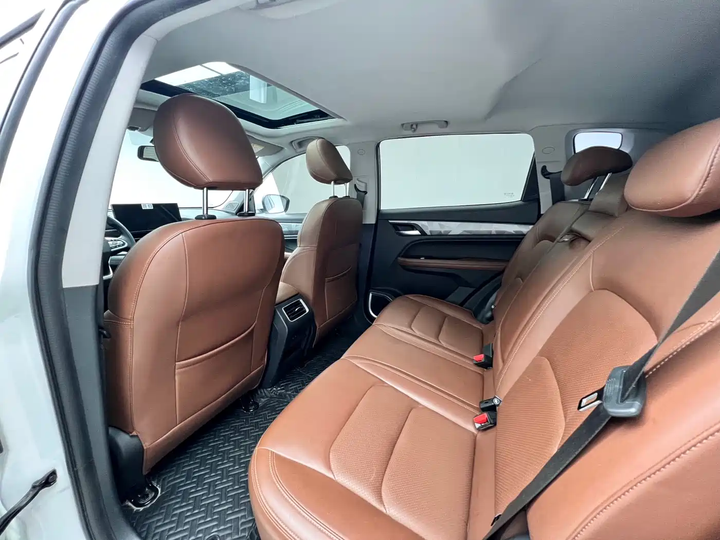 GEELY AUTOMOBILE VISION X6