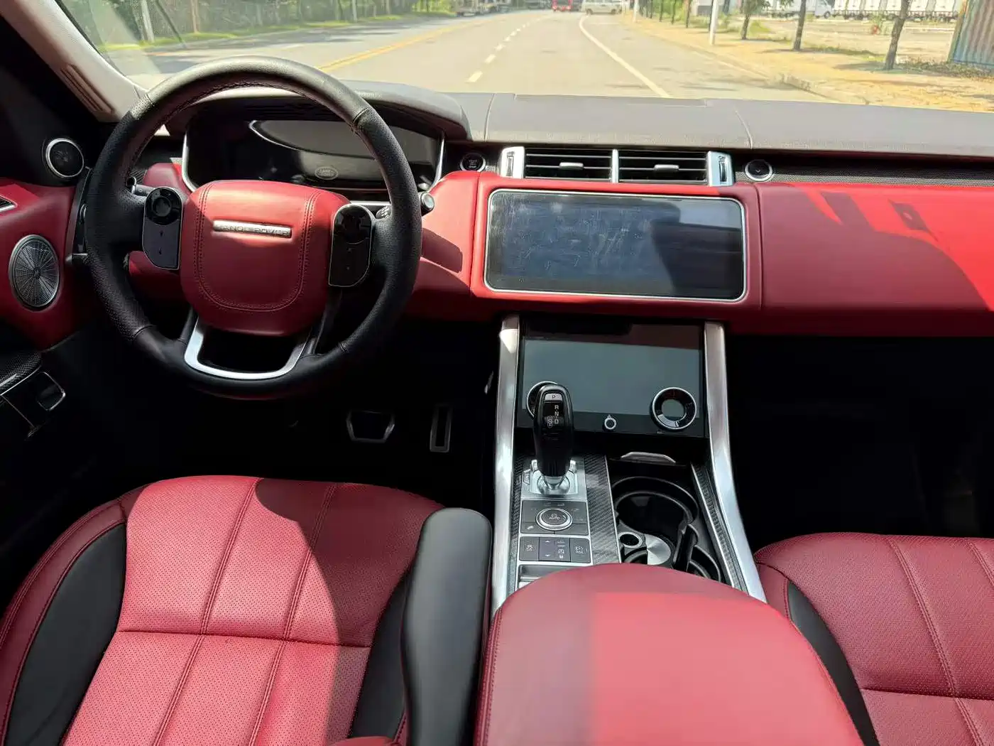 Land Rover Range Rover Sport 2016 Model 3.0 SC V6 SE фото 7