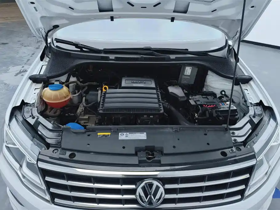Volkswagen Jetta 2019 Dream Edition 1.5L Auto Comfort фото 10