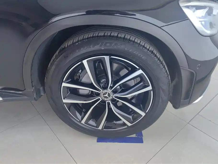 Mercedes-Benz GLC 2020 Facelift GLC 300 L 4MATIC Dynamic фото 6