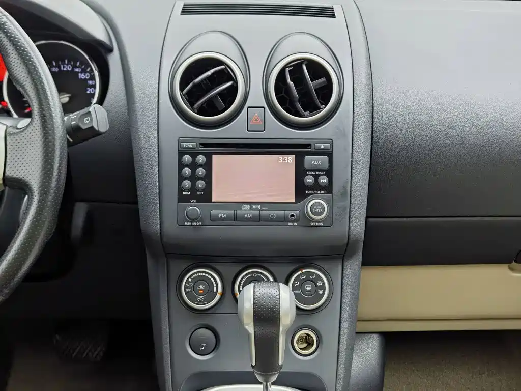 Nissan Qashqai 2011 2010 20X Thunder CVT 2WD