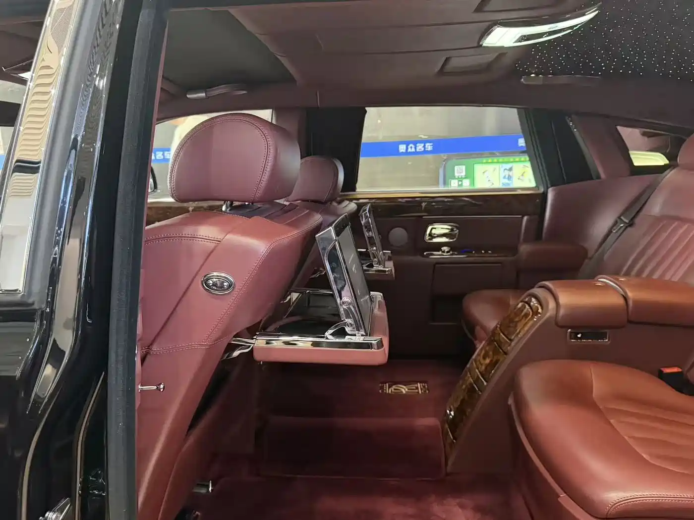 Rolls-Royce Phantom 2013 2013 6.7L Extended Wheelbase (EWB)