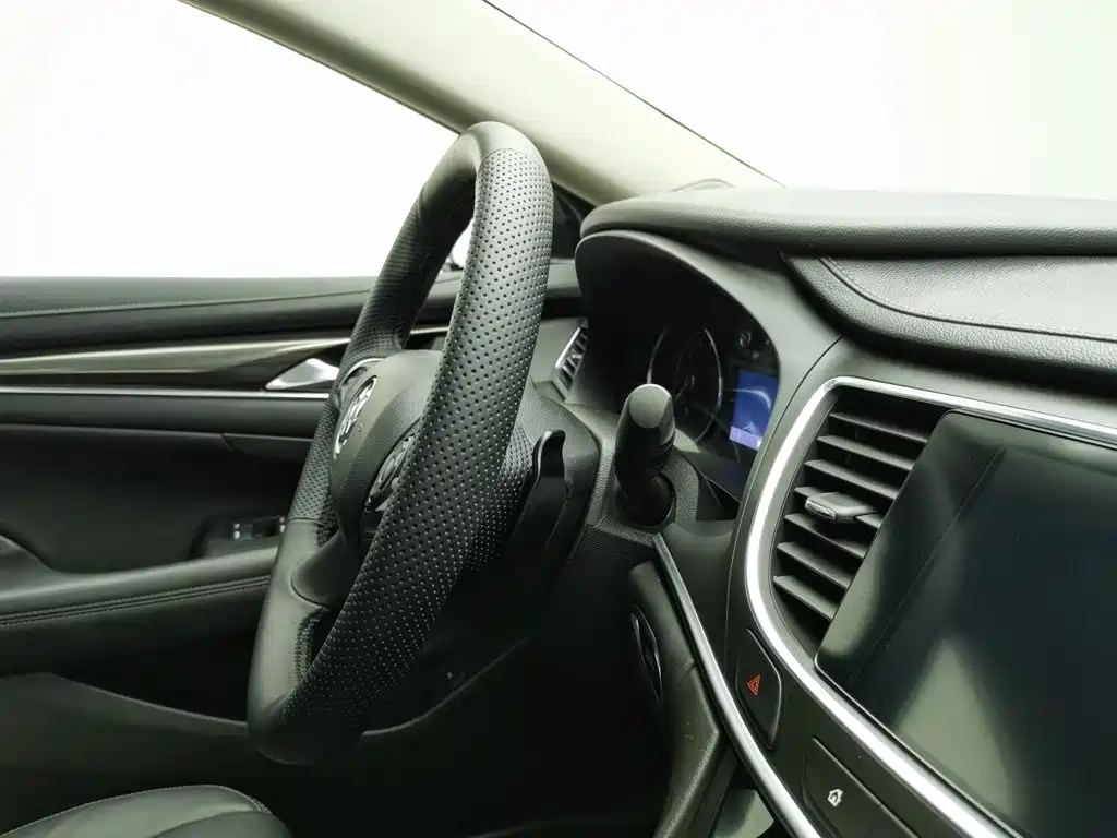 Buick Lacrosse, миниатюра 22