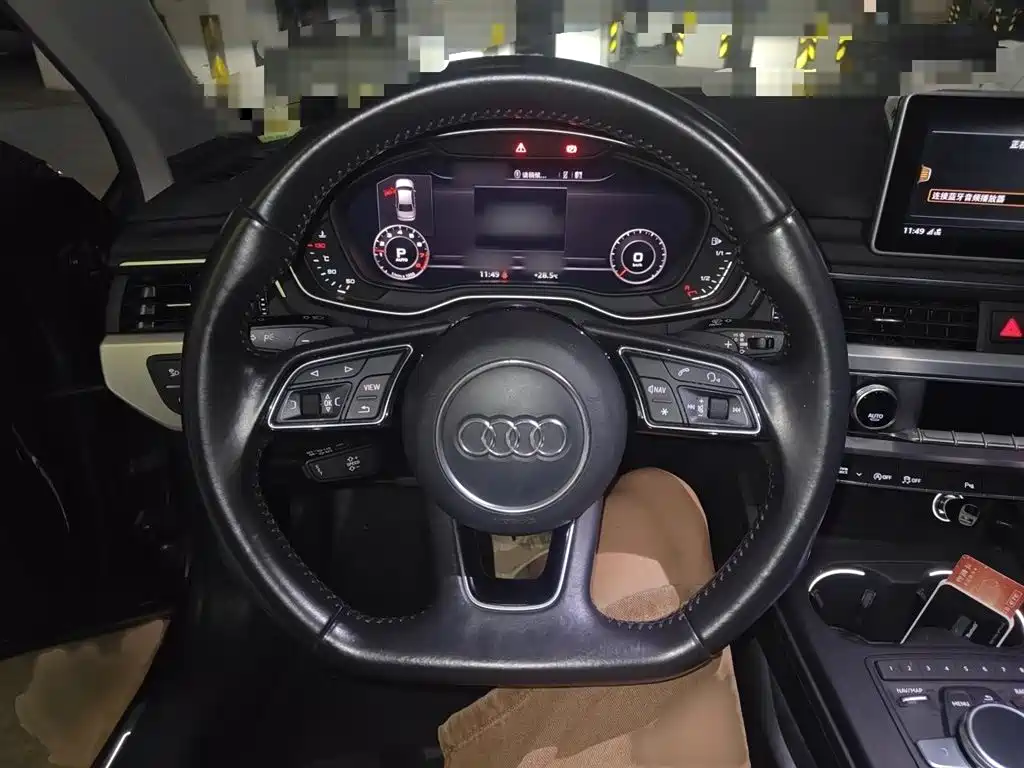 Audi A4L 2017 Model 45 TFSI quattro Sport Version фото 3