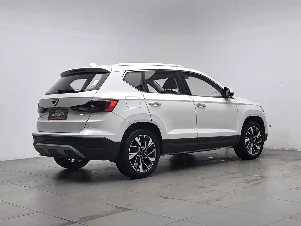 Фото 2 - Jetta VS5
