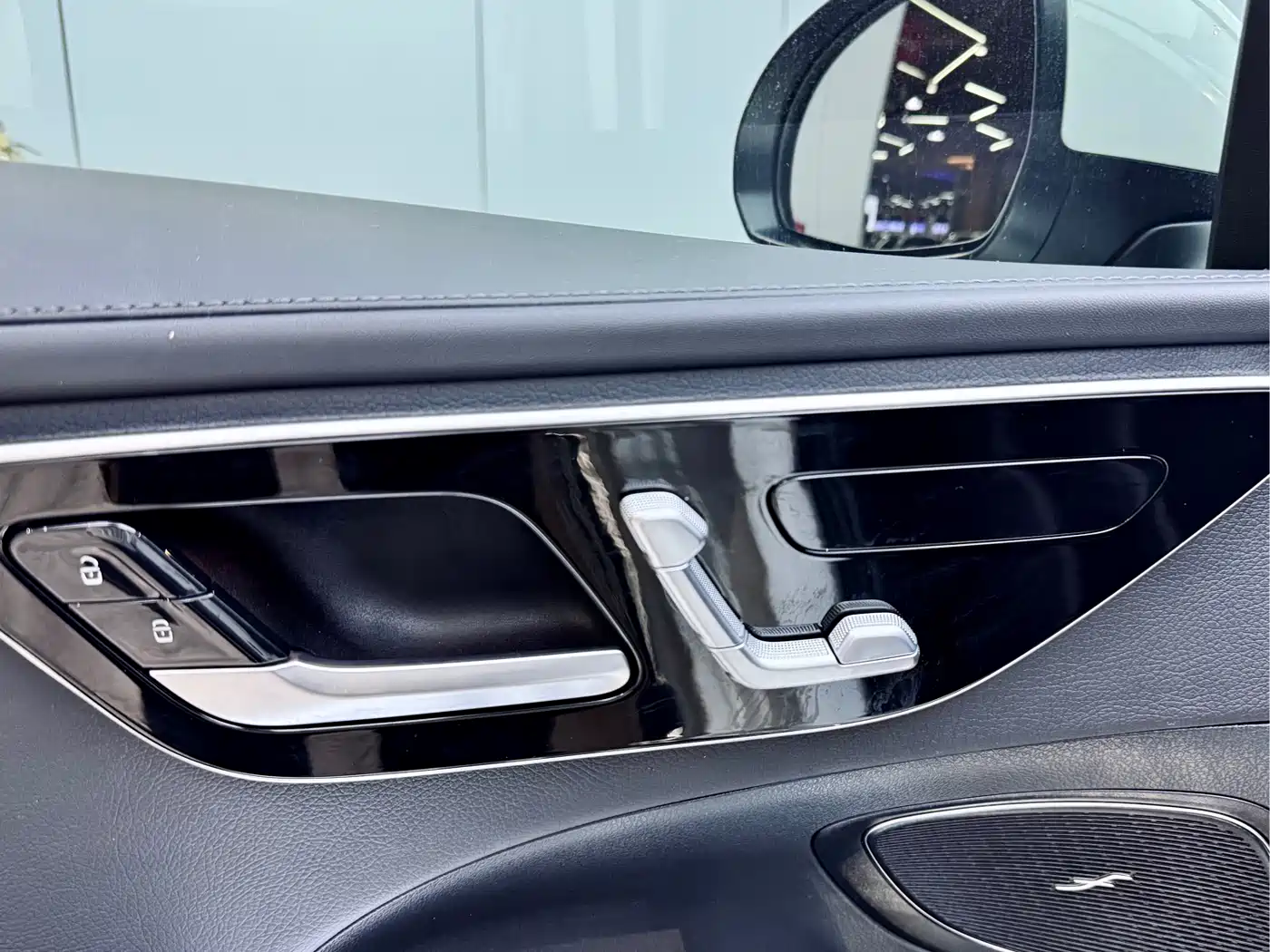 Mercedes-Benz C-Class 2023 C 260 L Sport фото 11