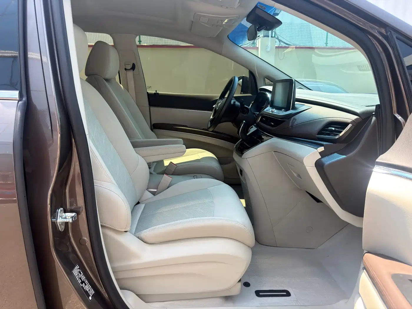 Buick GL8 2023 Model Land Business Class Comfort фото 8
