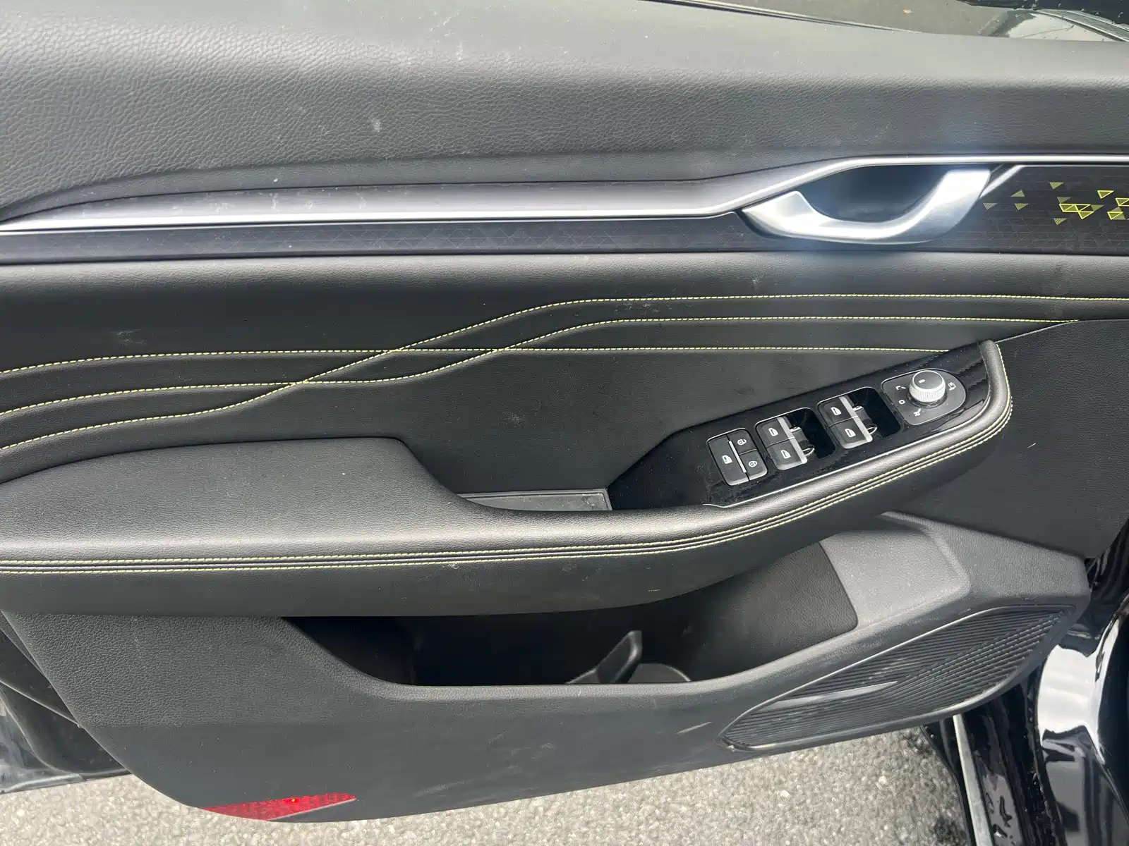 Фото 9 - Geely Preface