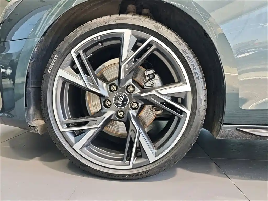 Audi A4L 2024 40 TFSI quattro RS Kit Speed Edition фото 15