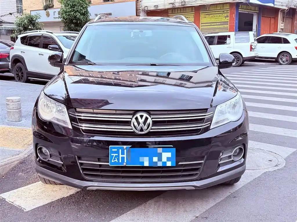 Volkswagen Tiguan 2012 1.8TSI Automatic 4WD Elite Edition фото 2