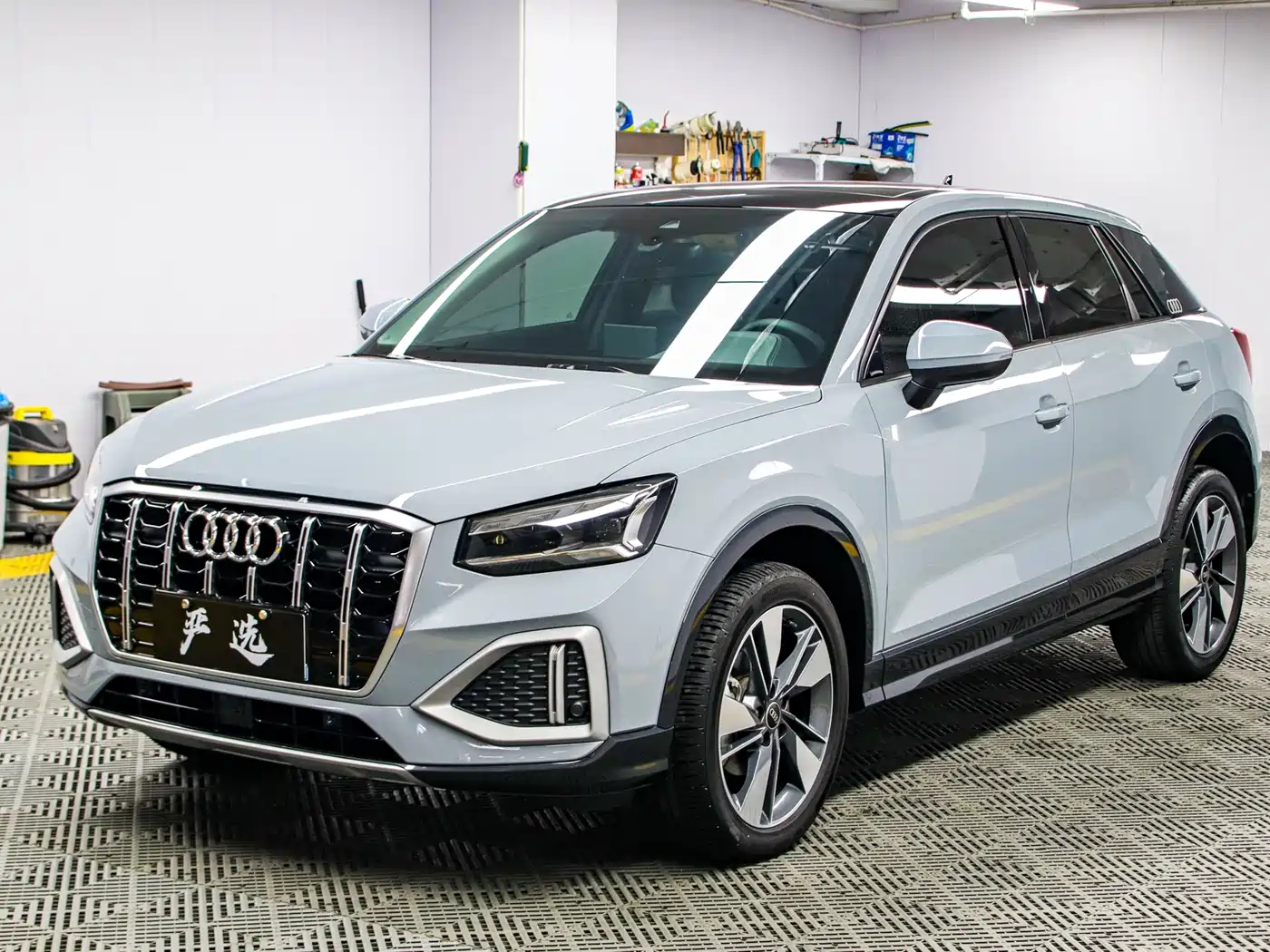 Audi Q2L 2022 35 TFSI Fashion Elegance