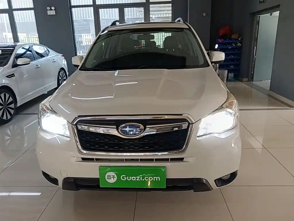 Subaru Forester 2014 2.5i Automatic Elite Edition фото 3