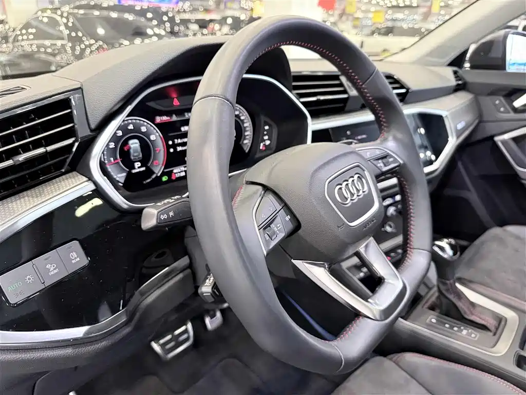 Audi Q3 2022 Model 40 TFSI RS Kit Speed Edition фото 15