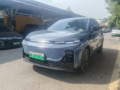 Leapmotor B10