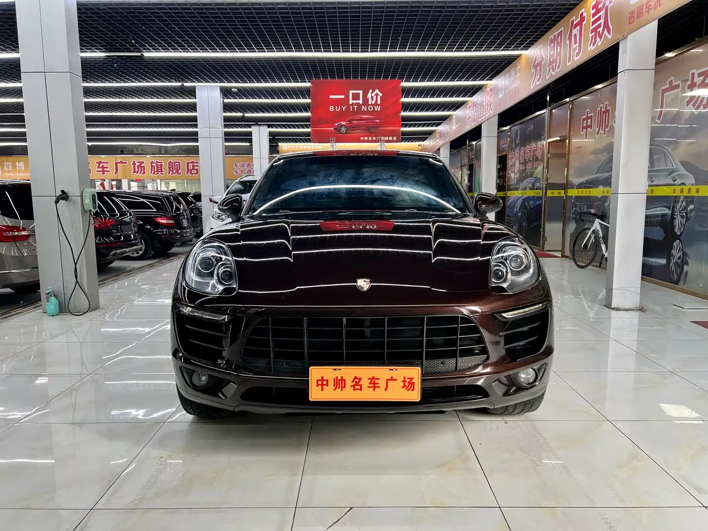Porsche Macan 2016 Macan 2.0T фото 2