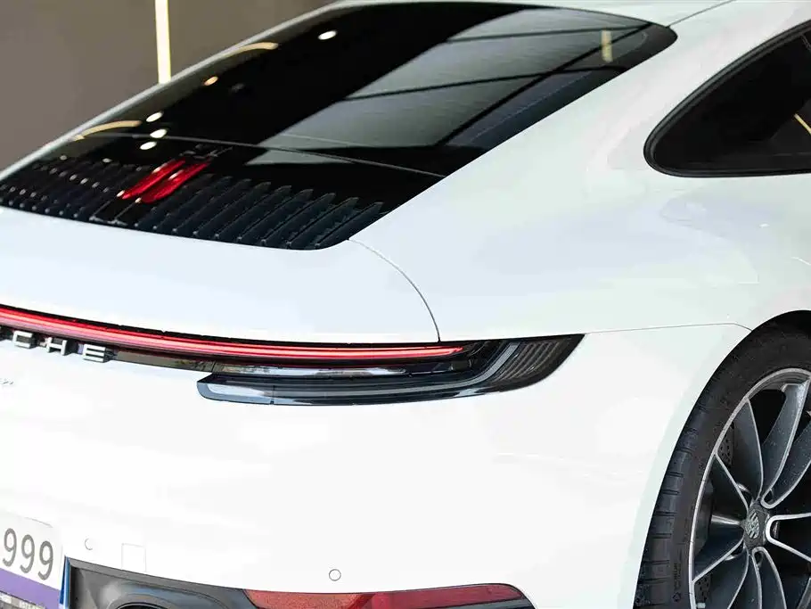 Porsche 911 2023 Carrera 3.0T фото 8