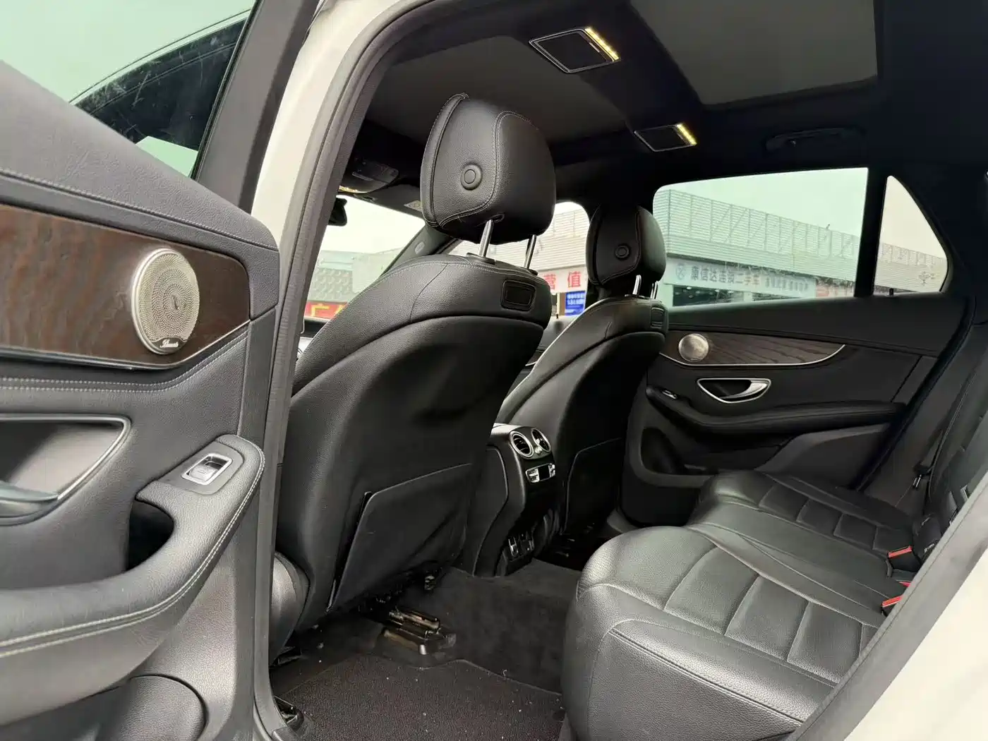 Mercedes-Benz GLC 2019 GLC 300 L 4MATIC Dynamic фото 7