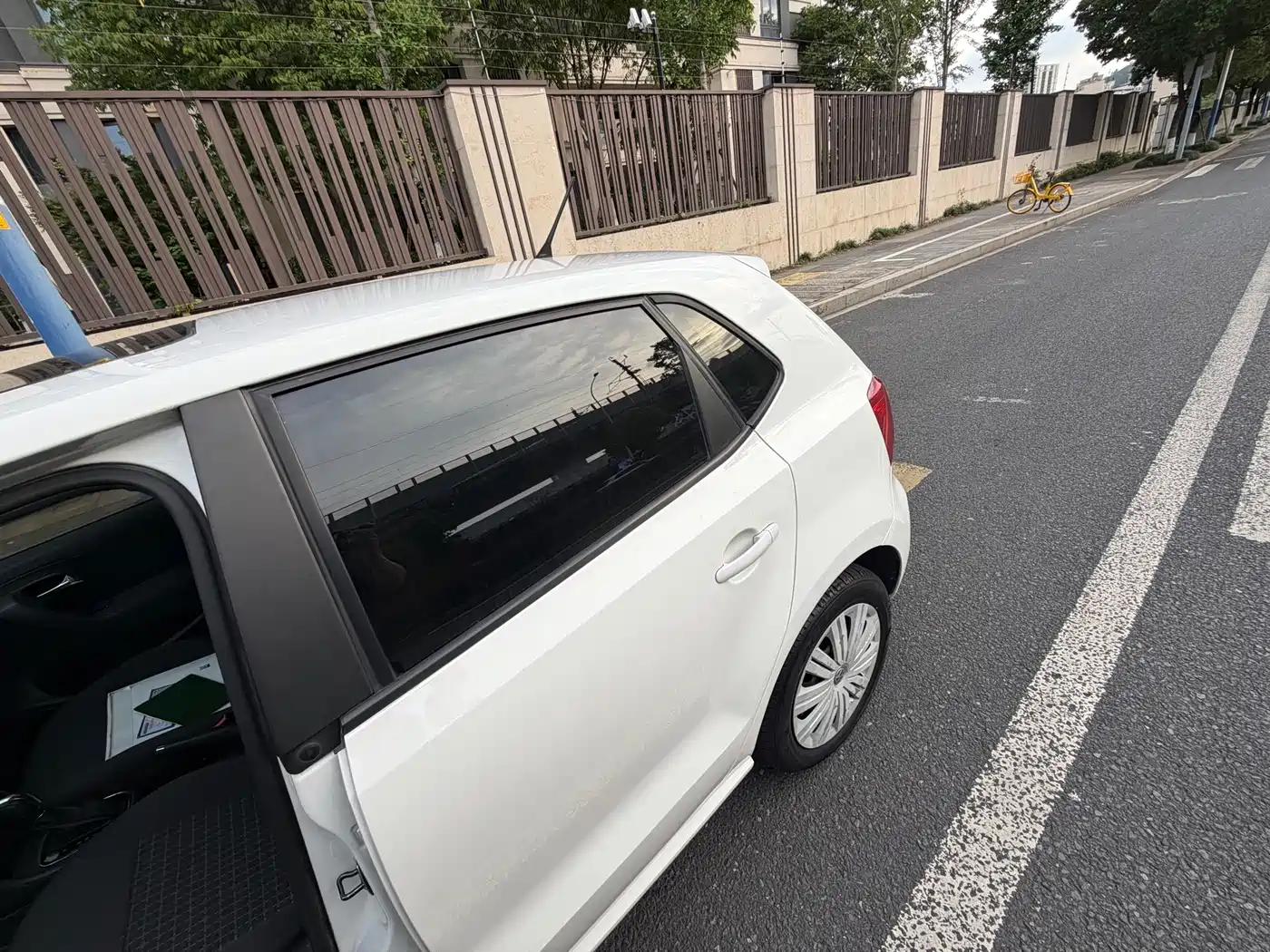 Volkswagen Polo 2016 1.6L Automatic Comfort фото 15
