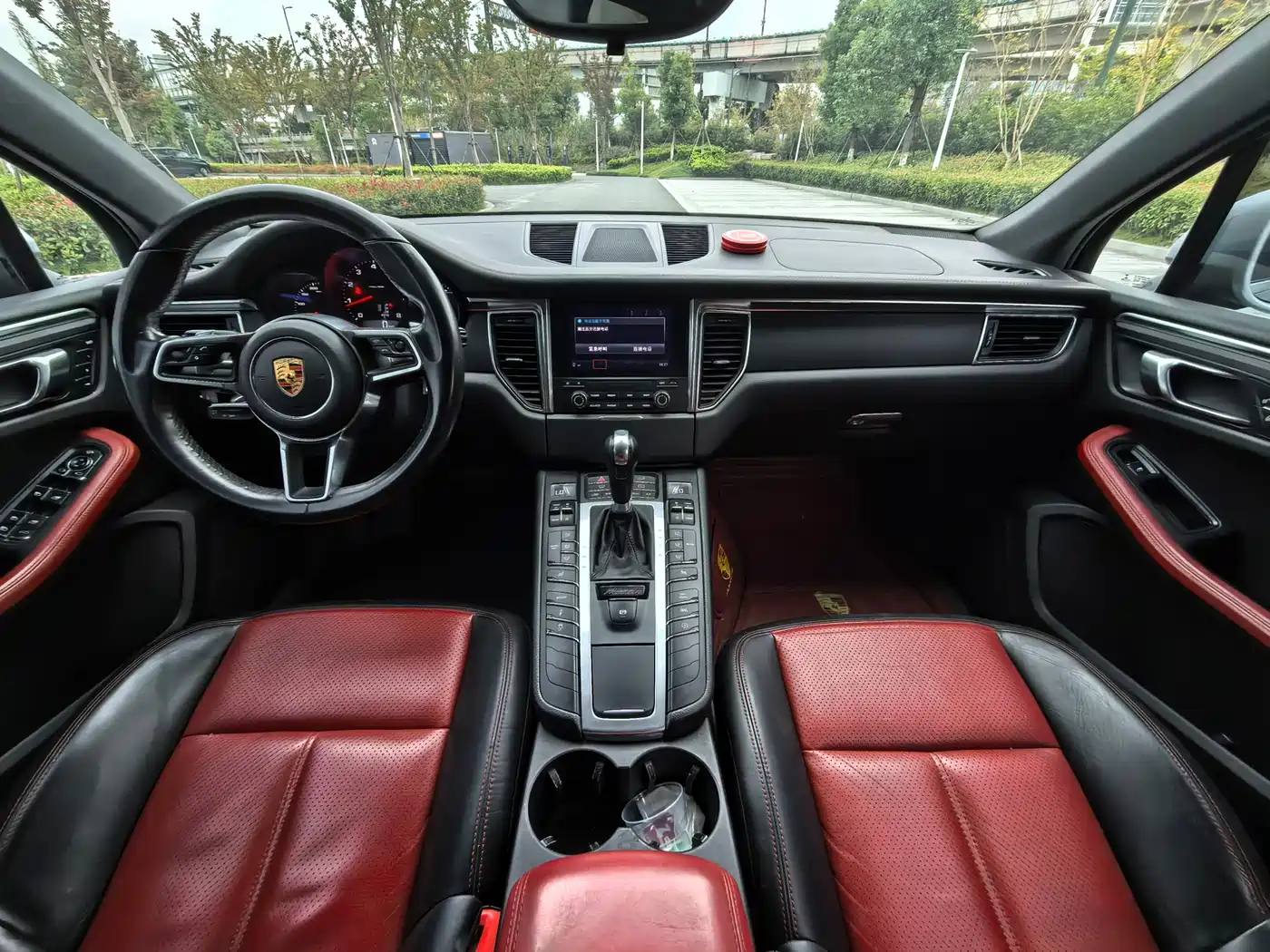 Porsche Macan 2017 Macan 2.0T фото 8