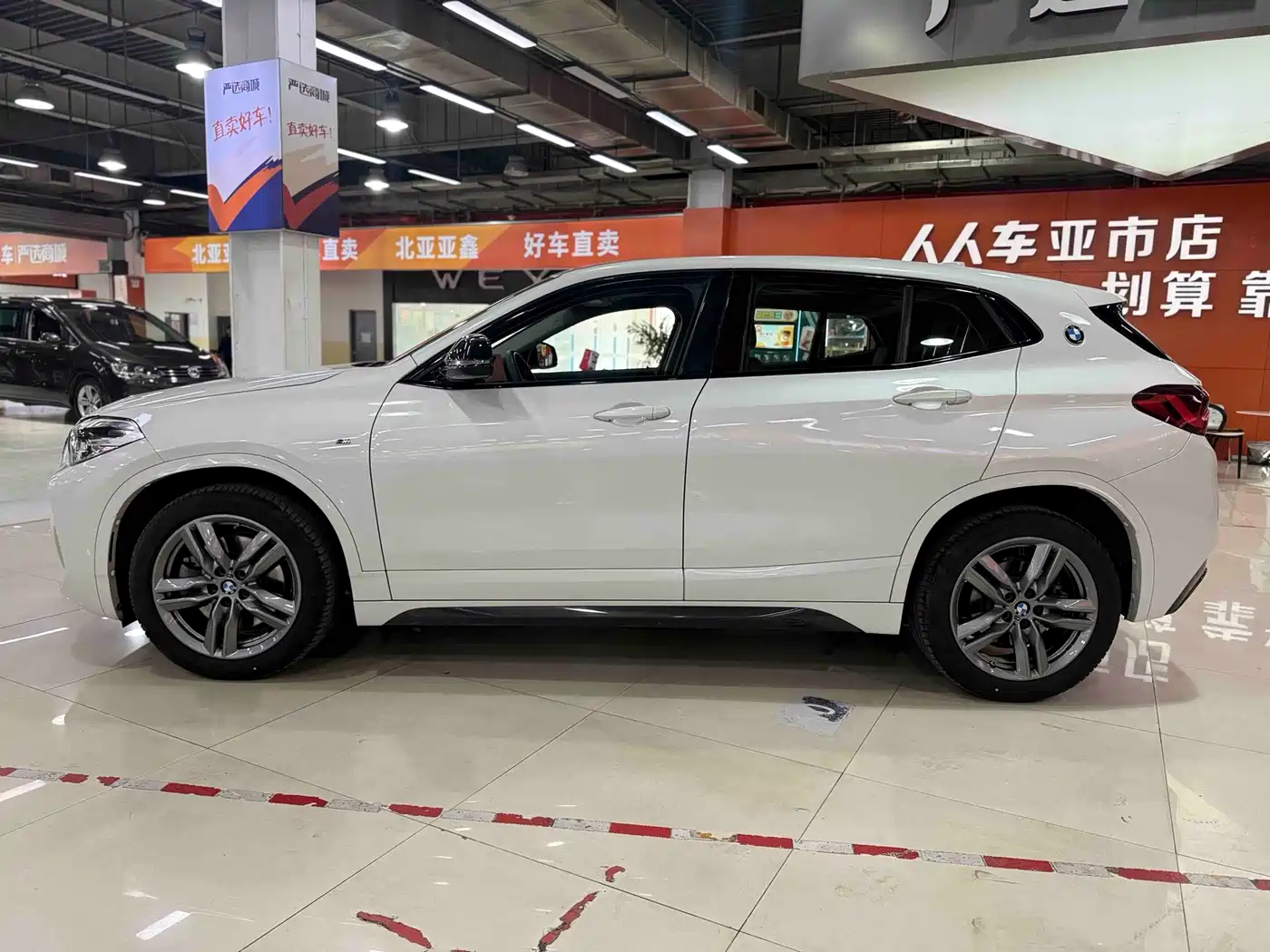 BMW X2 2023 sDrive25i M Sport Shadow Edition фото 4