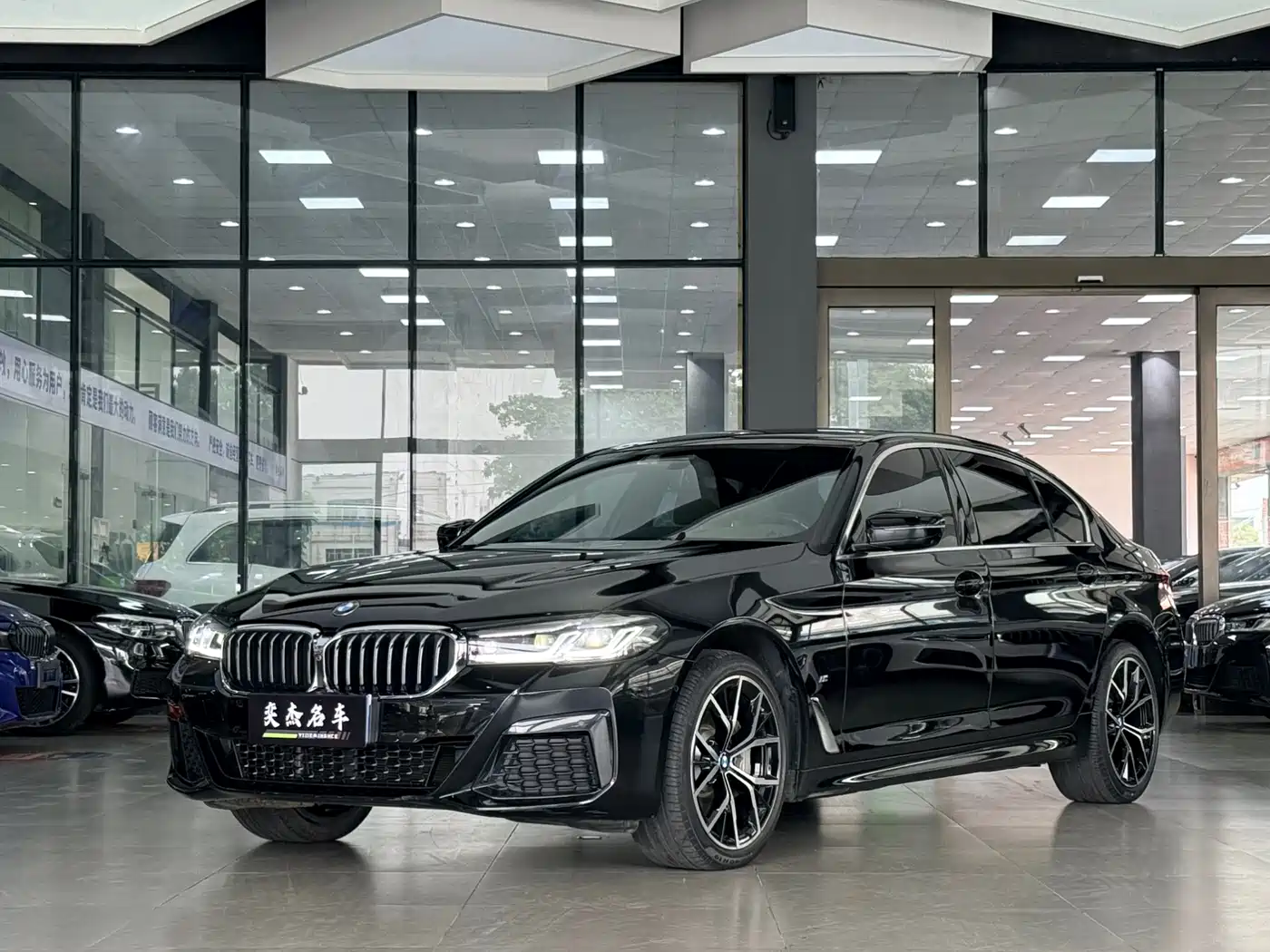 BMW 5 Series 2022 Facelift 530Li Premium M Sport Package