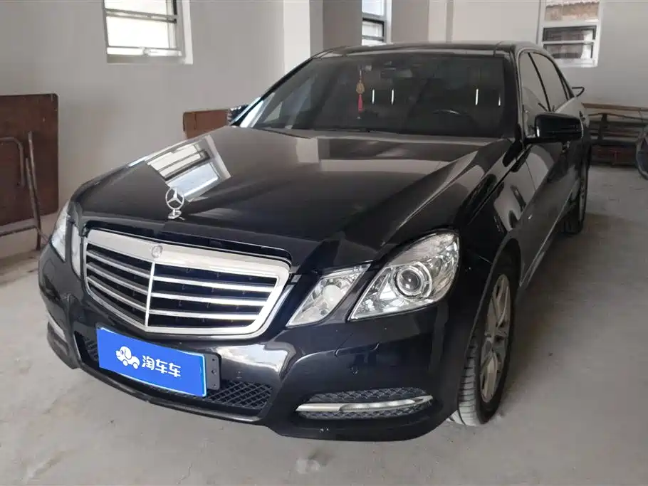 Mercedes-Benz E-Class 2012 E 260 L CGI Fashion Model