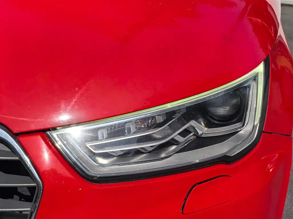 Audi A1 2017 2016 30 TFSI Sportback Design Style Edition