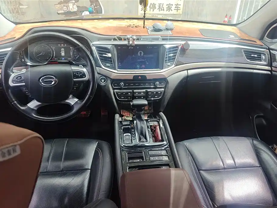 GAC Trumpchi Trumpchi GS8 2017 320T 2WD Luxury Smart Connect (7-seater) фото 12