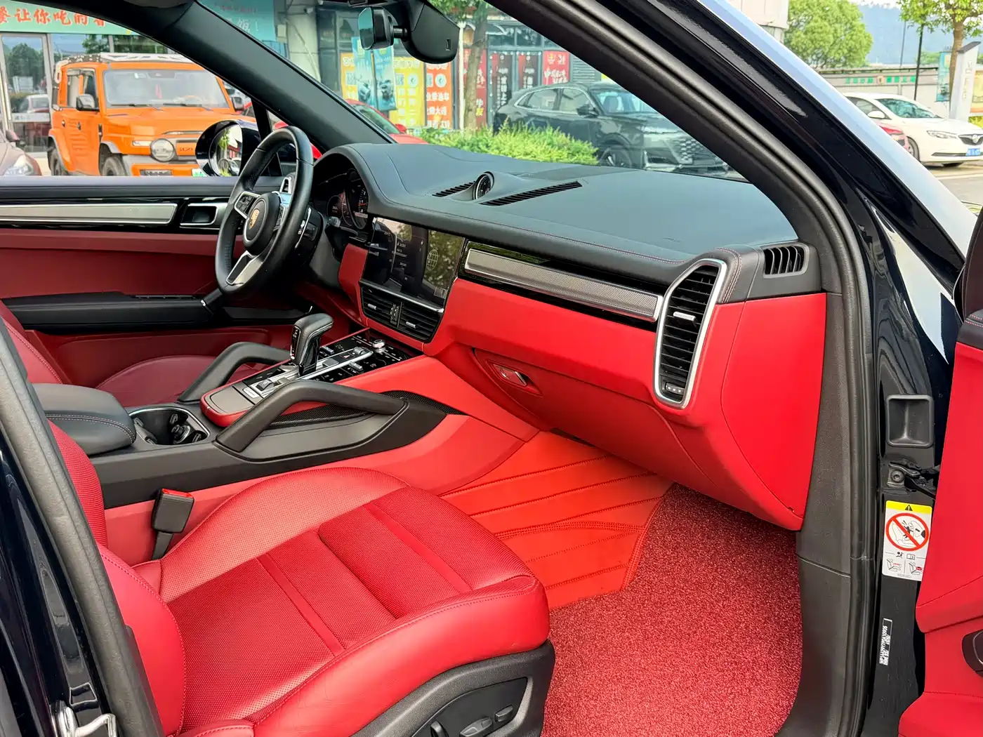 Porsche Cayenne 2023 Cayenne 3.0T Platinum Edition фото 8