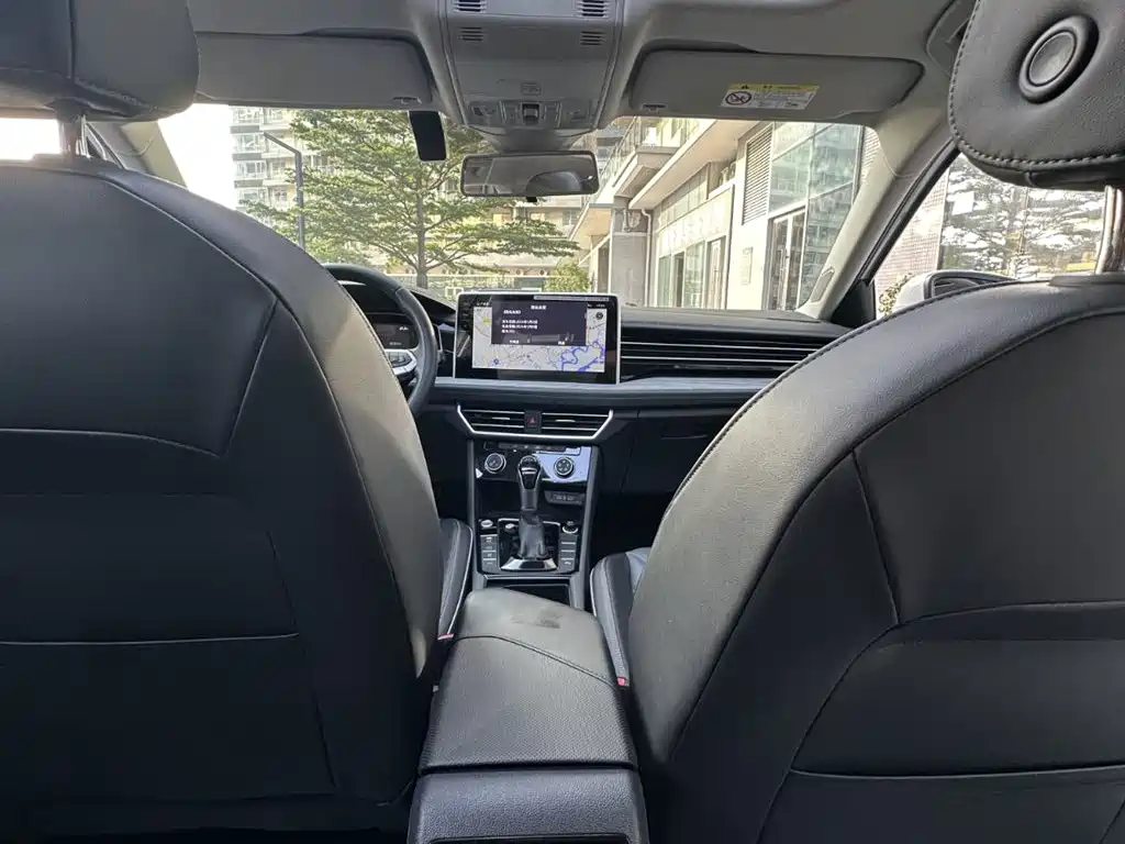 Volkswagen Sagitar 2025 300TSI DSG Surpass Edition фото 26