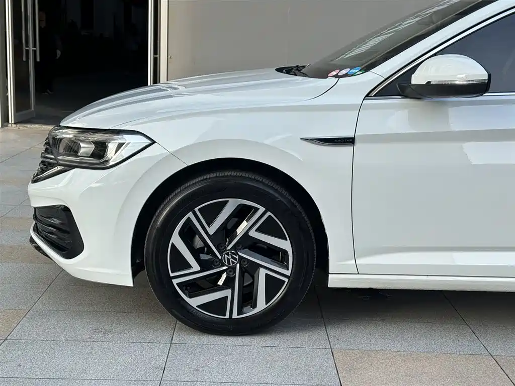 Volkswagen Sagitar 2025 300TSI DSG Surpass Edition фото 19