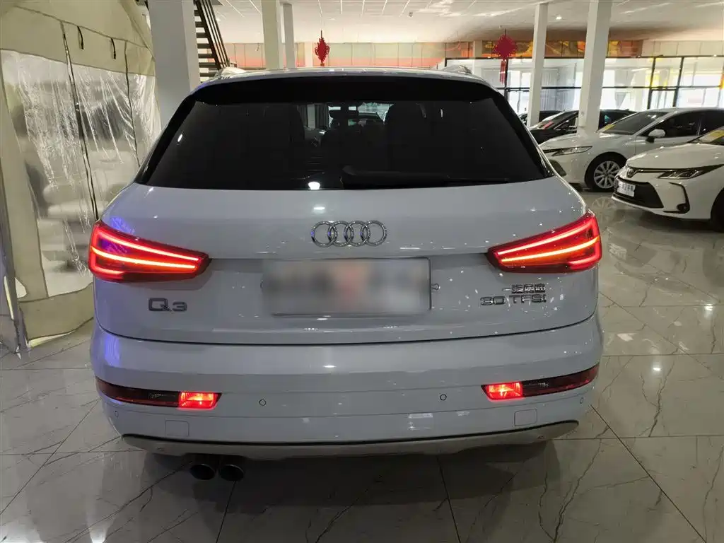Audi Q3 2017 30 TFSI Style фото 4