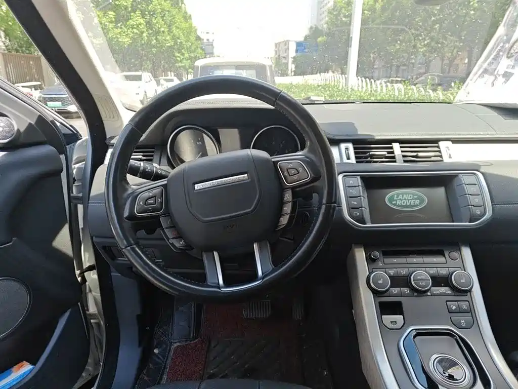 Land Rover Range Rover Evoque 2016 2.0T SE PLUS ZhiXiang фото 3