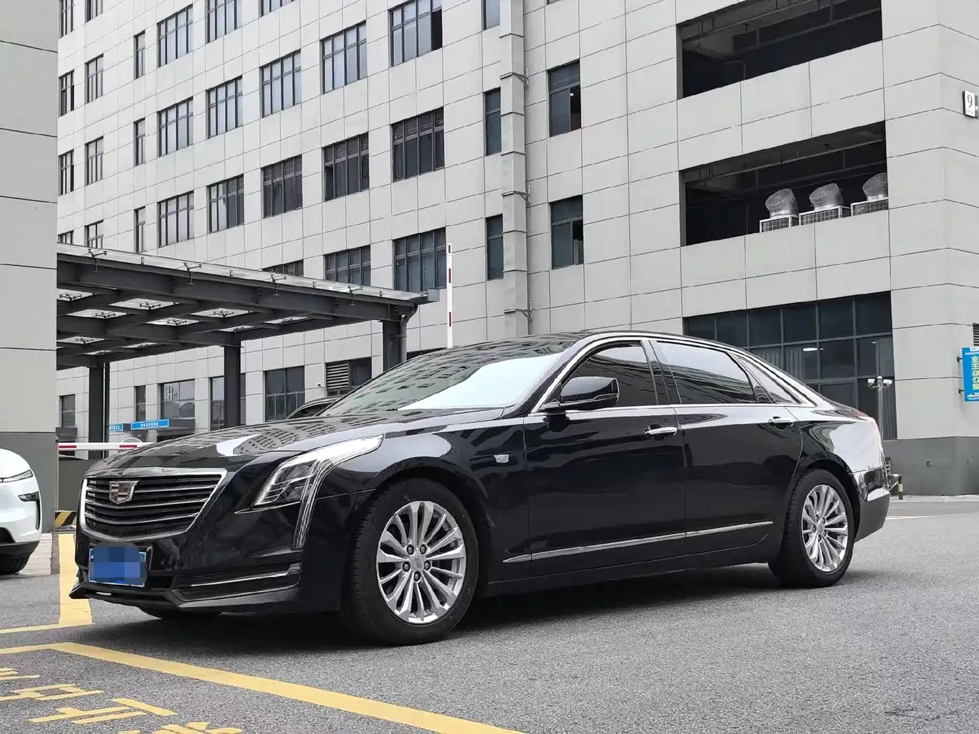 Cadillac CT6 2017 28T Fashion