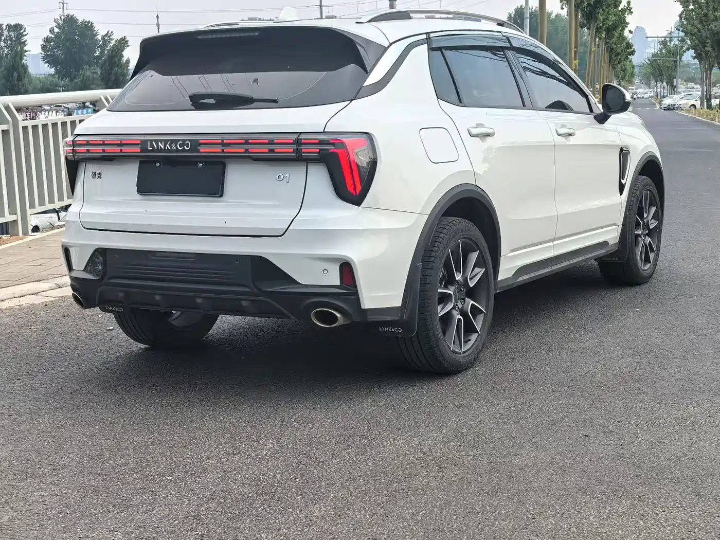 Lynk & Co 01 2023 2.0TD 2WD Pro фото 7