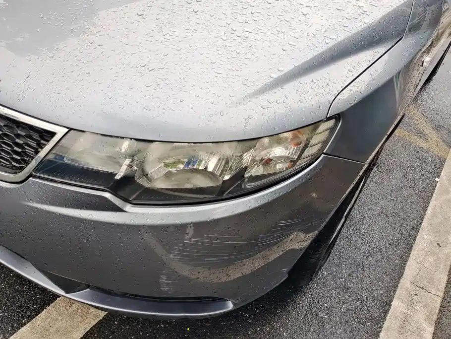 Photo 5 - Kia Forte
