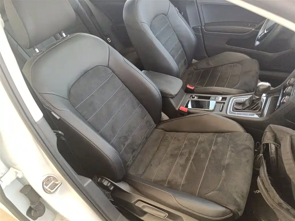 Volkswagen Golf 2019 280TSI DSG Luxury China VI фото 25