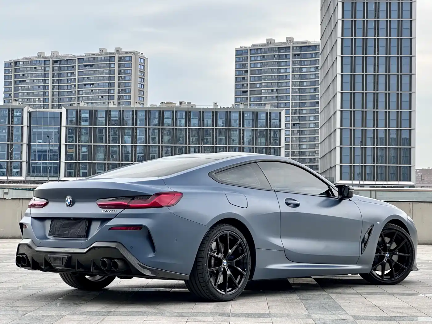 BMW 8 Series 2019 840i 2-Door Coupe Launch Limited Edition фото 22