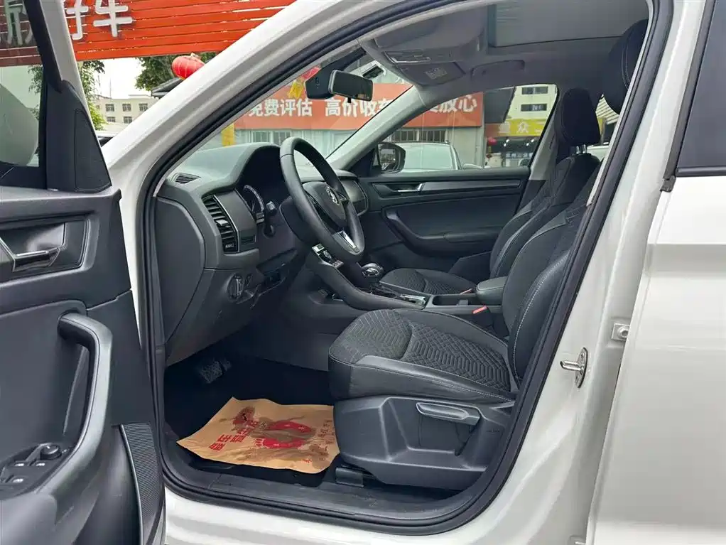 Škoda Kodiaq 2018 Facelift TSI330 5-seat 2WD Comfort Edition фото 4