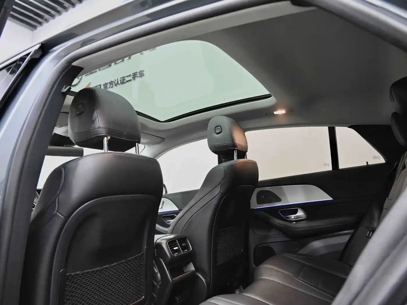 Mercedes-Benz GLE Coupe 2022 GLE 350 4MATIC Coupe SUV Fashion фото 13