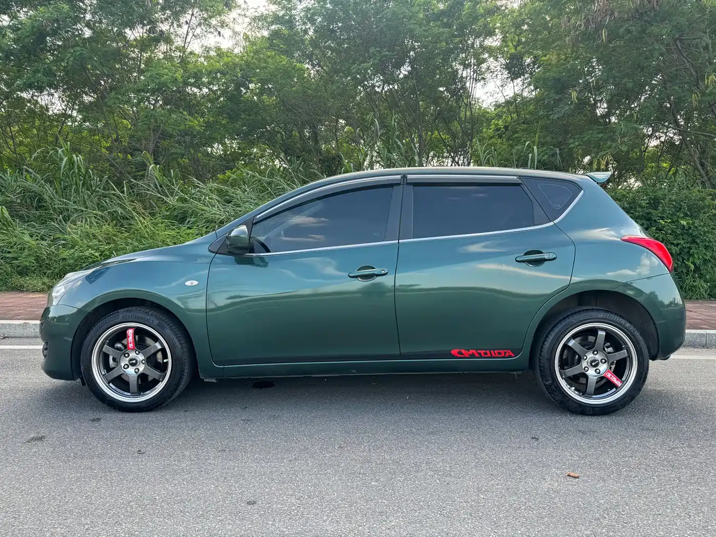 Nissan Tiida 2011 1.6T Manual Dynamic Edition фото 22